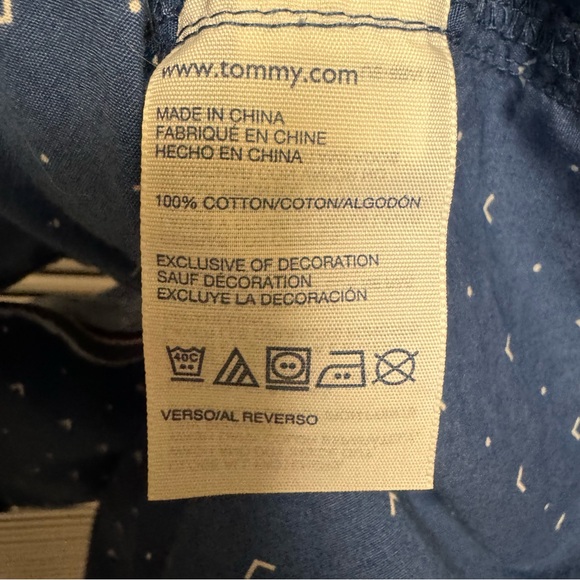 Tommy Hilfiger short sleeved button up Boys 14/16 - Picture 3 of 5